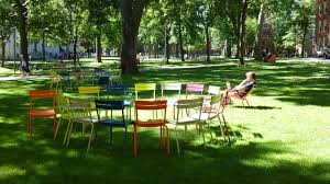 Universite Harvard Campus Cambridge Usa Mobilier Luxembourg Fermob Harvard Yard Yard Public
