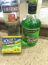 Carmel Apple Jell O Shots 1 Box Of Sour Apple Jell O 1 C Boiling Water 1 3 C Salted Caramel Vodka 1 3 C S Jello Shot Recipes Shot Recipes Jello Shots Vodka