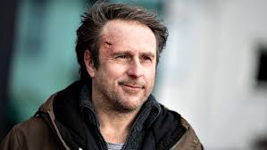 Mädel graduated from the burggymnasium in friedberg in der wetterau and attended the university of redlands in california. Bjarne Madel Der Mann Fur Skurrile Typen Ndr De Kultur Film