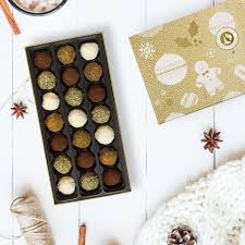 Noisette Cacao Speculoos Coco C Est Guide Par Ces Ingredients D Origine Exceptionnelle Que La Maison Planete Ch Chocolat Noel Chocolat Chocolat Artisanal