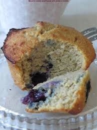 Muffins Aux Myrtilles Et A La Farine De Noix De Coco Sans Gluten Et Sans Lactose Farine De Noix De Coco Muffins Myrtilles Recette De Petit Dejeuner