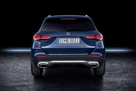2021 Mercedes Benz Gla Introduces Handsome Redesign Mercedes Benz Gla Mercedes Benz Benz