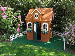 Backyard Playhouse Sara S Fave Photo Blog Backyard Playhouse Play Houses Build A Playhouse
