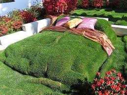 26 Green Design Ideas Inspired By Nature Garden Beds Outdoor Bedroom Topiary Garden