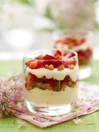 Verrines Aux Madeleines Et Aux Fraises Recette Recette Verrine Recette Mascarpone Recette
