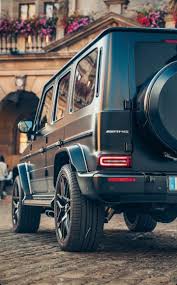 Pin By Zemelka On Mercedes Benz Mercedes Suv Mercedes Jeep Mercedes Benz Cars