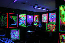 Pin On Blacklights In The Home