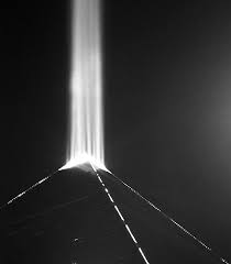 Luxor S Beam Of Light By Sibeliusop47 Beams Light Beam Light Photography