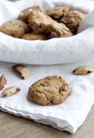 Cookies Au Beurre De Cacahuetes Noix Du Bresil Et Farine Complete Recette Cookies Au Beurre Beurre De Cacahuetes Biscuits Moelleux