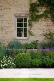 Marcus Barnett Studio Gloucestershire Modern Garden Garden Inspiration Small Garden Design