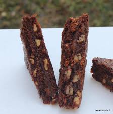 Brownies Aux Noix De Pecan Caramel Beurre Sale Plutot Fondant Au Chocolat Ou Salade De Fruits Pour Le Dessert Plutot Creme Gateau Ou Tarte