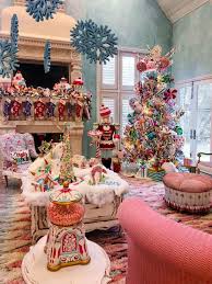 Hgtv Celebrates Holiday Decorating Obsession In Outrageous Holiday Houses Outrag Whimsical Christmas Decor Retro Christmas Decorations Candy Christmas Tree