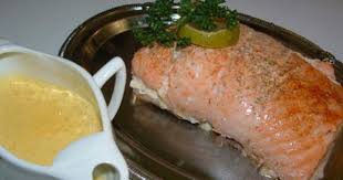 Roti De Saumon Farci A La Mousse De Crabe Et Crevettes Et Sa Sauce Safranee Roti