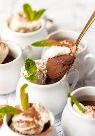 Chocolate Pot De Creme Is The Perfect Holiday Dessert It S Simple It S Delicious And It S So Cute Chocolate Pot De Creme Recipe Pot De Creme Warm Desserts