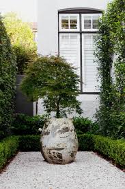 A Functional And Serene Garden In Sydney In 2020 Sydney Gardens Front Garden Design Terrace Garden Design