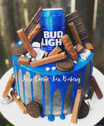 Such A Cute Guy Cake Hehe My Client Ordered A Cake For Her Husband And Handed Me A Bud Light Ca Birthday Cake For Him Birthday Cakes For Men Cake For