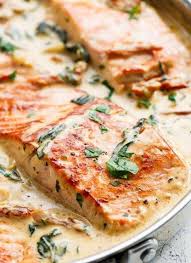 Recette Saumon Au Beurre A L Ail Pleine De Saveurs Recette Saumon Recettes De Cuisine Cuisine Poisson