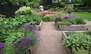 605 Synes Godt Om 8 Kommentarer Nic Howard Garden Design Nichoward Pa Instagram During The Current Climate Our Outdoor Spaces Are More Important That Ev