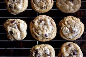 Crispy Chewy Chocolate Chip Cookies Recipe Chewy Chocolate Chip Cookies Cookies Recipes Chocolate Chip Smitten Kitchen Chocolate Chip Cookies