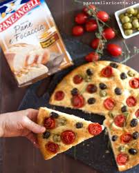 Focaccia Alta E Soffice Con Pomodorini E Olive Passami La Ricetta Ricetta Ricette Di Cucina Ricette Pomodorini