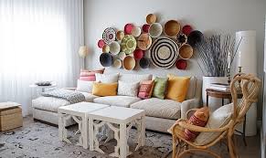 Thinking of home decorating ideas use lots of less expensive fabric and then accessories with more expensive items. Great Place To Get Ideas For Home Decorating Home Trendesign