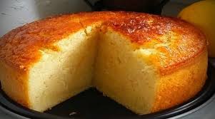 Gateau Au Lait Et A La Semoule Sans Sucre Ultra Moelleux Parfume A La Vanille Et Au Citron Et Tellement Bon Gateau Au Lait Gateau Simple Et Bon Recette Gateau
