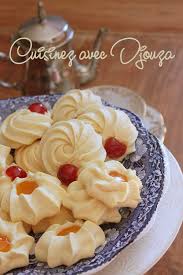 Pate A Biscuit Facile Pour Petit Four Ou Gateau Sec Algerien Recette Biscuits Facile Gateau Sec Algerien Gateau Sec