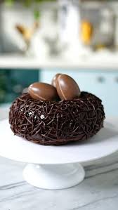 Bolo Ninho De Chocolate Receita Recette En 2020 Gateau De Paques Au Chocolat Gateau De Paques Gateaux Et Desserts