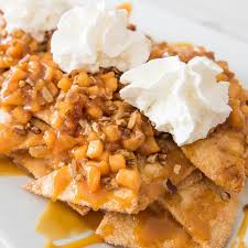Easy Baked Apple Pie Nachos Delicious Cinnamon Sugary Apple Filling On Warm Food Videos Desserts Easy Baked Apples Food