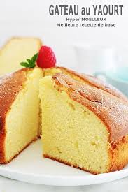 Gateau Au Yaourt Ultra Moelleux Recette Facile Recette Gateau Yaourt Gateau Yaourt Facile Gateau Yaourt Moelleux