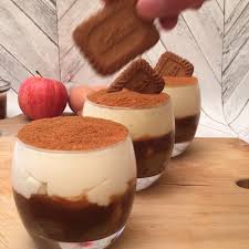 Recette Le Tiramisu Pommes Et Caramel Beurre Sale Sur Chefclub Original Recette Recette Tiramisu Pomme Tiramisu Pomme Recettes De Cuisine