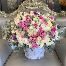 Butterfly Kisses Designerschoice Beautiful Rose Flowers Fresh Flower Delivery Flower Delivery
