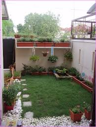 Small Backyard Dog Friendly Thorplc Com Small Backyard Landscaping Small Yard Landscaping Small Backyard