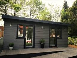 Granny Annexe Garden Annexes Made To Measure Do You Require A Turnkey High Quality Annex With No Fus In 2020 Granny Annexe House Paint Exterior Summer House Design