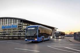 Veiculo De Numero 55 555 E Um Ecitaro Que Representa Tecnologia Mais Inovadora Da Familia De Onibus Mercedes Benz Mercedes Benz Mercedes Onibus Urbano