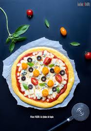 La Celebre Pizza Lchf Cetogene A La Farine De Lupin Recette Sans Gluten Par Eatfat2befit Farine De Lupin Recettes Sans Gluten Sans Gluten