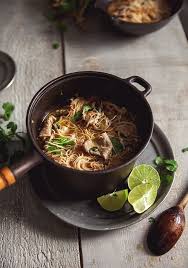 Je Ne Sais Pas Trop Ce Que J Avais Ce Matin Mais J Etais En Feu Vers 9 H 30 Je Me Suis Mise A Preparer Soupe Tonkinoise Recette Recette Asiatique