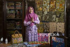 Sally Giovanny Terima Penghargaan Tokoh Perubahan Republika Republika Online