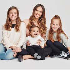 Just like the rest of us moms and dads, she's working to shape her kids' behavior. Jessica Alba On Having 3 Kids You Re Outnumbered But I Really Like It Motherly