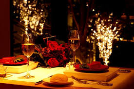 Lunch Near Me Romantic Restaurant Romantic Dinners Dinner Table