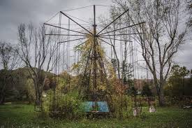 The Haunted And Abandoned Lake Shawnee Amusement Park In West Virginia Lake Shawnee Amusement Park Lake Shawnee West Virginia