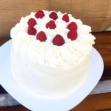 Un Petit Nouveau Dans La Categorie Layer Cake Ou Une Variante Du Layer Cake Framboise Chocolat Gateau A Etage Chocolat Layer Cake Framboise Cake Chocolat Blanc