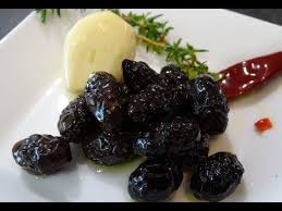 Olives Noires A La Grecque Youtube Recette Olives Recette Olives Noires Olives Noires