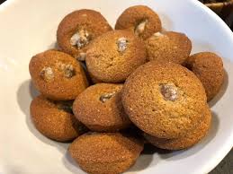Biscuits A La Farine De Chataigne Et Marrons Glaces Radio France Chataigne Alimentation Biscuit De Noel