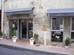 The Charming La Fourchette Restaurant In The Heart Of Avignon Take A Luxury Small Group Wine Tour To Provence And The Southern Rhon Wine Tour Avignon Provence