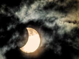 【メニス】menis' short stories (073) knitting on the beach. Lunar Eclipse Food Tips Here S Why Eating During Lunar Eclipse Chandra Grahan Is Harmful Times Of India