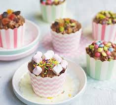 Chocolate Rice Krispie Cakes Recipe Rice Krispie Cakes Chocolate Rice Krispie Cakes Bbc Good Food Recipes