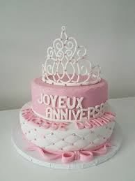 Gateau Princesse En Pate A Sucre Diademe Pate A Sucre Gateau Princesse Gateau Pate A Sucre Pate A Sucre