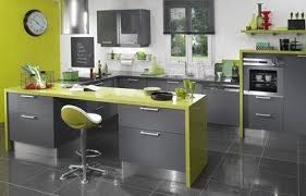 Quelle Couleur Au Mur Avec Une Cuisine Gris Anthracite Deco Cuisine Grise Cuisines Design Meuble Cuisine