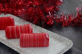 Recette Buche De Noel Fraise Chocolat Blanc Biscuit Namandier Buche De Noel Fraise Fraise Au Chocolat Chocolat Blanc